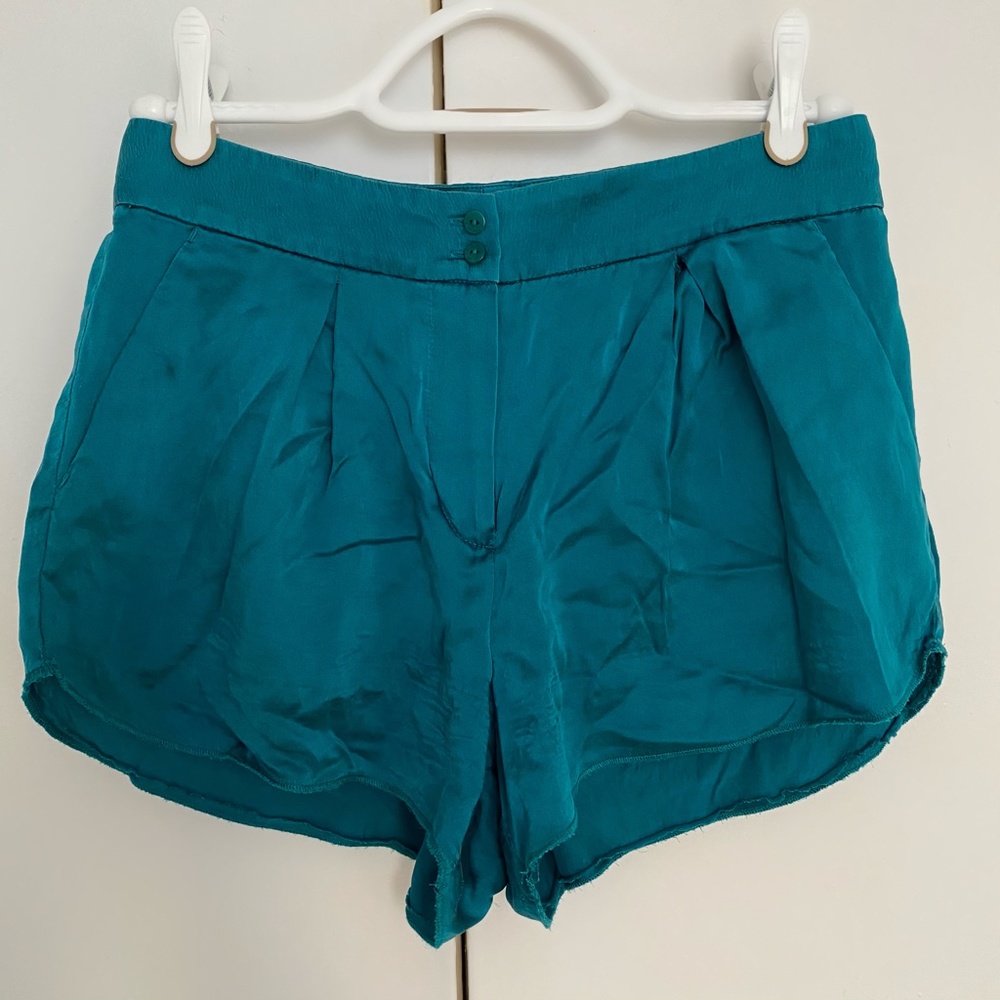 Aritzia Babaton Silk Turquoise High Waist Shorts With Pockets Size 00